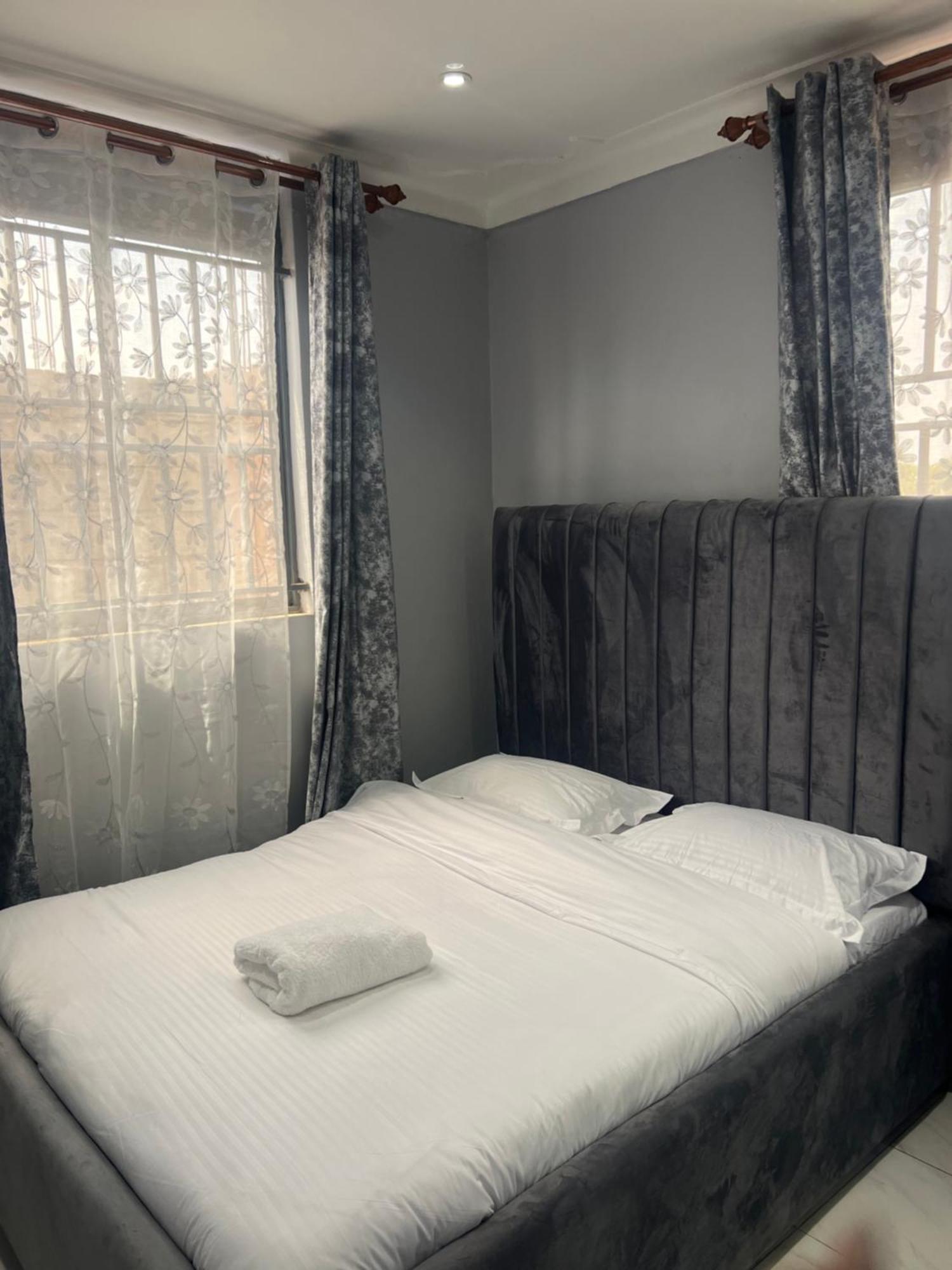 La Vue Suites Kampala Zewnętrze zdjęcie